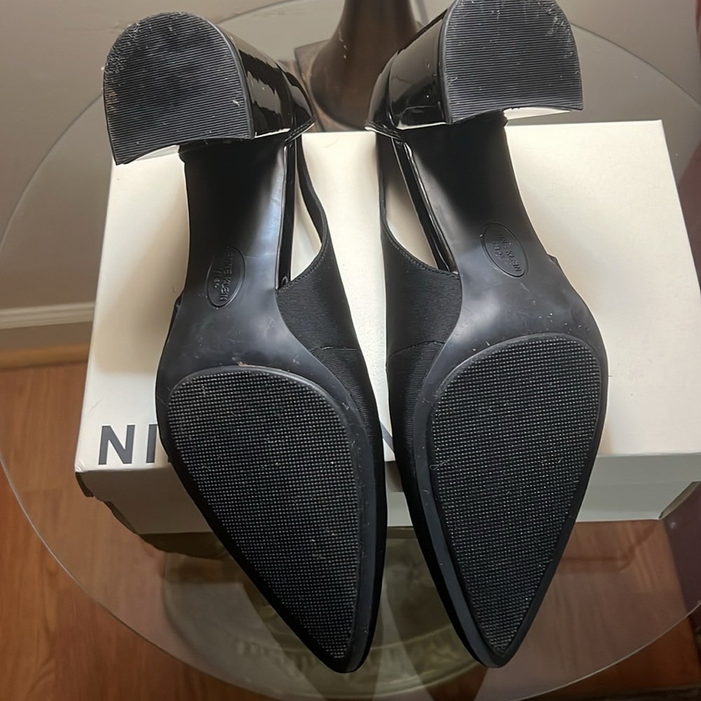 Anne Klein Berkeley Heels - Picture 4 of 5